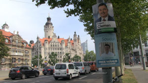 Delstatsvalen i Sachsen och Brandenburg intresserar i hela landet Gatuvy från Leipzig med valaffischer som kantar en gata
