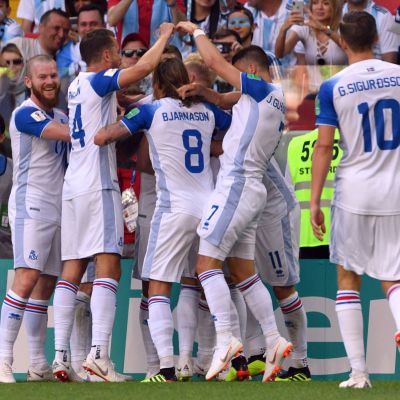 Island firar mål i VM