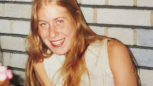 Den här bilden är tagen sommaren 1994 då Anna Magnusson klubbade mycket. En bild av Anna Magnusson tagen sommaren 1994.