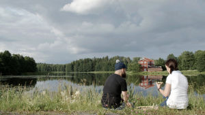 Linda och Filip vid Svartå kvarn. Linda och Filip vid Svartå kvarn.