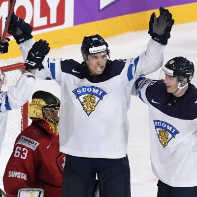 Mikko Rantanen Leijonat juhlii