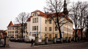 Gustav Adolfs gymnasium ligger centralt i gamla stan. Gustav Adolfs Gymnasium i Tallinn.