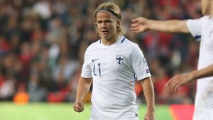 Petteri Forsell. Petteri Forsell på planen i VM-kvalmatchen mot Turkiet.