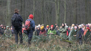 Protestvandringen i Hambacher Forts har lockat stora skaror med demonstranter. Protestvandringen i Hambacher Forts har lockat stora skaror med demonstranter.