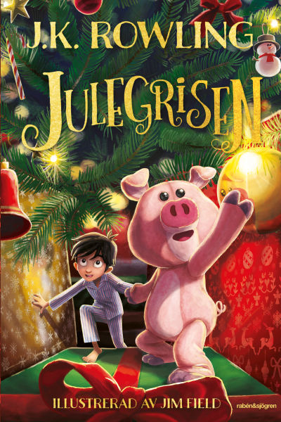 På pärmen till barnboken Julegrisen syns en ung pojke med svart hår iklädd randig pyjamas som håller en stor rosa gris i handen.