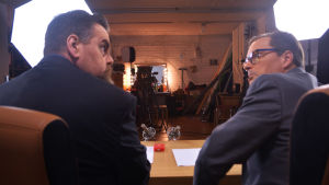 Stan och André bakifrån. Stan Saanila och André Wickström bakifrån under inspelning av programmet Detta om detta