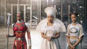 Afrofuturismen har länge varit en del av svart populärkultur och återfinns inom litteraturen, musiken och konsten. Till exempel är fjolårets storfilm Black Panther ett exempel på afrofuturism. Bild från filmen Black Panther.