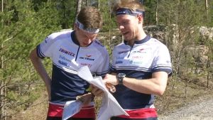 Otto Simosas och Jörgen Wickholm Orienterarna Otto Simosas och Jörgen Wickholm, OK Trian, april 2015