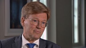 Tapio Kosunen, överdirektör, högskole- och forskningspolitiska avdelningen vid Undervisnings- och kulturministeriet. Tapio Kosunen är överdirektör på undervisninsministeriet