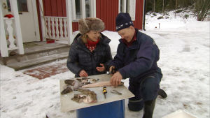 Elin Skagersten-Ström och fiskare Ove Nysund från Särkimo. Fiskaren Ove Nysund och Elin