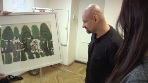 Maria Primatsjenkos originalmålning "Råtta på väg" från 1963 som Kristina Isola plagierade i sitt tygmönster. Maria Primatsenko