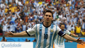 Argentiinan Lionel Messi tuulettaa maalia v:n 2014 MM-kisoissa.