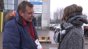 Arto Lindberg(SDP) kertoi sidonnaisuuksistaan vaalikamppailun aikaan MOT:n haastattelussa. Arto Lindberg(SDP) kertoi sidonnaisuuksistaan vaalikamppailun aikaan MOT:n haastattelussa.