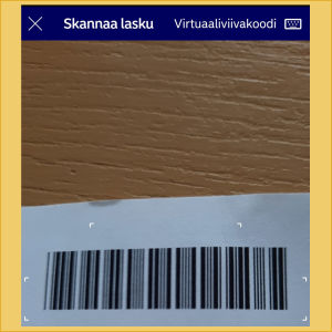 Läs av en streckkod med mobilbanksappen genom att klicka på ikonen med en kamera. Kuvakaappaukset Nordean mobiilisovelluksesta: Kameran kuvake, viivakoodin luku.