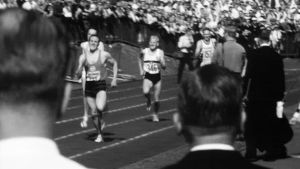 Olavi Salonen voittaa 1500 m juoksun Kalevan kisoissa (1963).