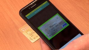 Företaget EasyTransac producerar en mobilapplikation för kortbetalningar. Företaget EasyTransac producerar en mobilapplikation för kortbetalningar.