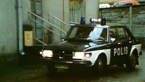 Vanha poliisiauto 70-luvulta