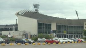 Helsingin jäähallin ympärille on nousemassa jättistadion, asuntoja ja julkisia tiloja. Helsingin jäähalli Töölössä