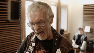 Pertti är arg Pertti Kurikka / Pertti Kurikan Nimipäivät, Tokasikajuttu