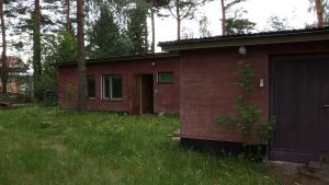 Juha-Pekka Ristmeren vanhempien 1960-luvun puolivälissä rakentama omakotitalo Porissa. Kuva vuodelta 2014. Vanha talo