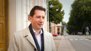 Oker-Blom vill ge Lovisa ett lyft genom att locka nya tillväxtföretag till staden. Jan D. Oker-Blom