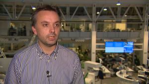 Ondřej Kundra är författare och journalist på veckotidningen Respekt Ondřej Kundra är författare och journalist på veckotidningen Respekt.