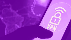 Tekstit: Mikä on VPN? Digitreenit. Yle.fi/oppiminen. Taustakuvassa pitkä käytävä.