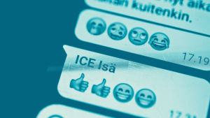 Tekstit: Emojit puhelimeen, Digitreenit, yle.fi/oppiminen. Kuvassa emoji: naama ja aurinkolasit.
