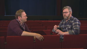 När det var som värst var både Robin och Matti glada om de slapp möta varandra på stan. Robin lyssnar, Matti pratar