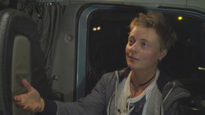 Vi lever inte länge här på jorden, säger Pö, och kroppen är inte allt. Det finns annat som betyder mycket mera. patricia östman pratar