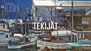 Vanha valokuva kalastajakylästä, jonka päällä on teksti "tekijät".