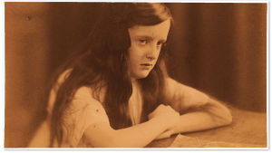 Katarina Sibelius noin 1915.