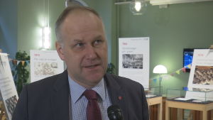 Nordea vill bli curlade i bankunionen. Sverige ställer hårdare krav på bankerna, säger Jonas Sjöstedt, ordförande för Vänsterpartiet. Vänsterpartiets partiledare Jonas Sjöstedt