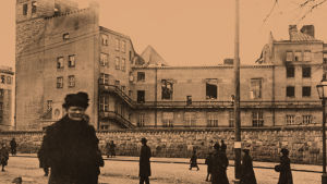 Työväentalo Sirkuskadun puolelta pommituksen ja tulipalon jälkeen. Helsingin Työväentalo 14.4.1918