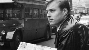 Kuva on otettu 1.1.1967, jolloin Salolainen oli Yleisradion Lontoon kirjeenvaihtaja. Kuvassa Pertti Salolainen Lontoossa vuonna 1967.