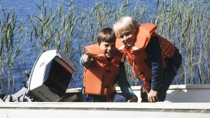Janne Auvinen ja Antti Majanlahti seikkailivat Olavinlinnassa vuonna 1978.