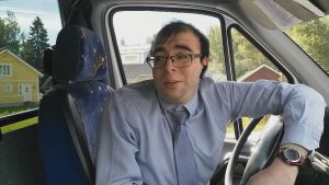 Busschaufför Kasper Kranck Busschaufför Kasper Kranck sitter i en buss vid Ebbovägen.