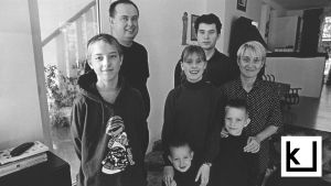 Helena Třeštíkován dokumenti A Marriage Storyn perhe yhteiskuvassa. 