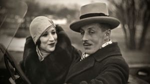 I filmen "Högsta vinsten" (1929) är Goggi manusförfattare, regissör och huvudrollsinnehavare. Skådespelaren och äventyraren Carl von Haartman i filmen "Högsta vinsten".