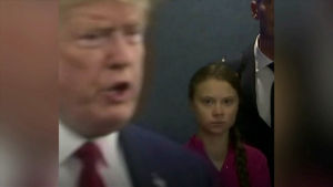 Skärmdump. I bildens mitt syns Greta Thunberg och i högermiljö USA:s president Donald Trump. 