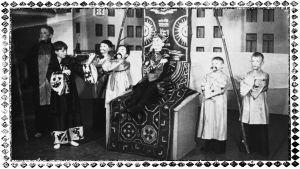 Heimo Haitto esiintyi ensimmäisen kerran ison yleisön edessä Helsingissä 8. maaliskuuta 1936. Heimo Haitto esiintyy 8.3.1936 Viipurin lapsioopperan kanssa Helsingissä.