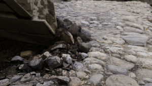 På några timmar plockade grävskopan bort den 300 år gamla gatan arkeologiska utgrävningar i Åbo, torget,