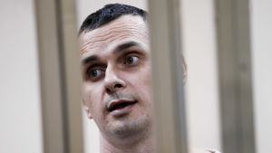 Oleg Sentsov under rättegången i Ryssland 2015.