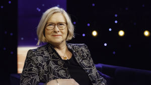 Moira von Wright gästade Daniel Olin i studion tidigare i vår. Hon är lättad över att universiteten får ta eget ansvar över öppnandet av de egna utrymmena. Moira von Wright som Daniel Olins gäst