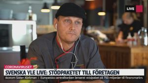 Delägare Ulf Wadenström på KW i Karis har under coronakrisens gång ställt upp på flera intervjuer om krögarnas situation. Ulf Wadenström i sin restaurang KW i Karis.