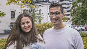 Miranda och Besnik Hajdini har redan i två månader dagligen besökt Noel på ÅUCS. bild på Miranda Hajdini och Besnik Hajdini