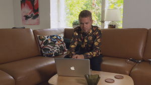 Också som pastor älskade Patrick Tiainen att stå på scenen och undervisa och predika. Flera av hans möten i församlingen Word of Faith Church Finland bandades in och finns fortfarande sparade på hans dator. "Växelverkan med publiken var det bästa", minns Patrick. "Att visst förstår ni? Visst lyssnar ni? Visst är ni här?" patrick tiainen