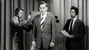 Paavo Noponen tutustuttaa katsojat tv-tekniikkaan (1960).