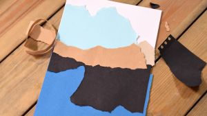 Ett landskap av rivet papper