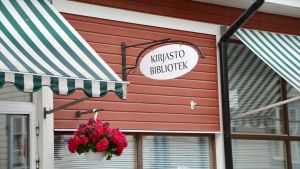 Lovisa bibliotek påverkas av stadens dåliga ekonomiska situation. Lovisa bibliotek